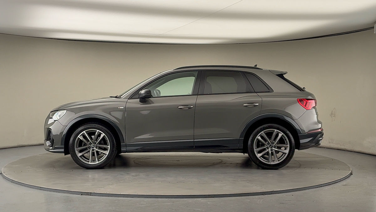 Used Audi Q3 2021 for sale - 77129241: Photo 15