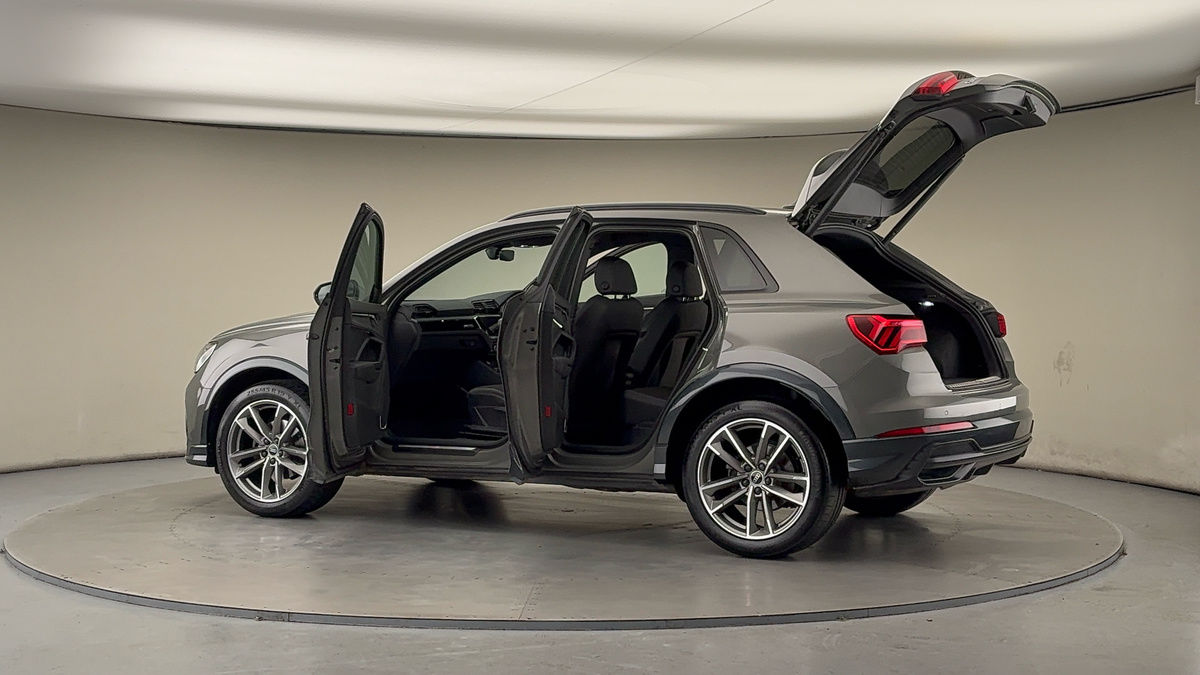 Used Audi Q3 2021 for sale - 77129241: Photo 45