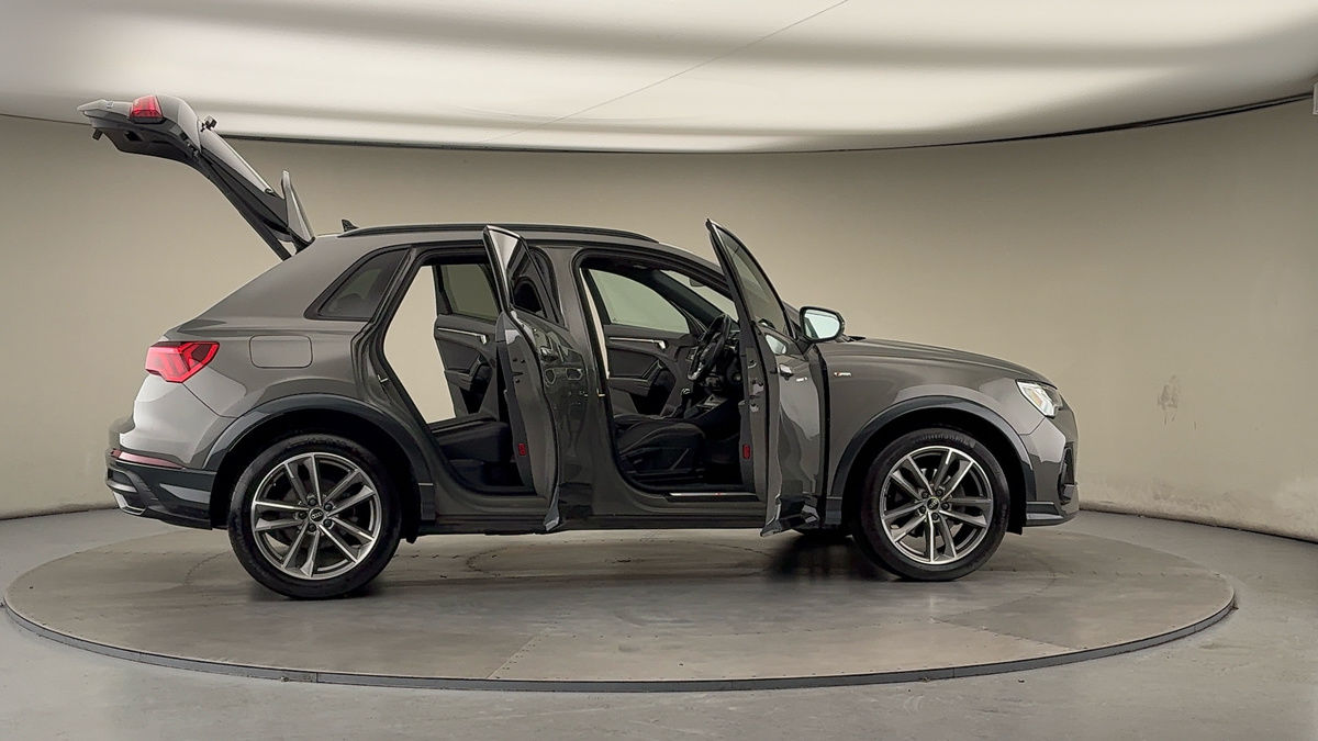 Used Audi Q3 2021 for sale - 77129241: Photo 56