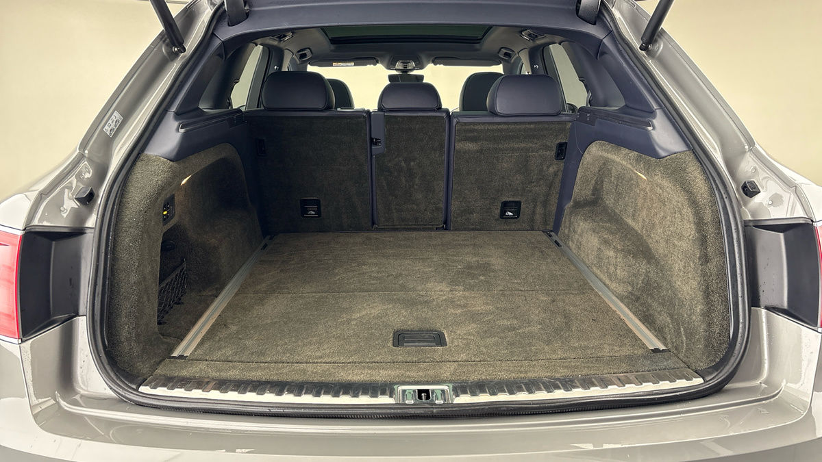 Used Bentley Bentayga 2018 for sale - 76559619: Photo 11