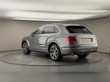 Used Bentley Bentayga 2018 for sale - 76559619: Photo