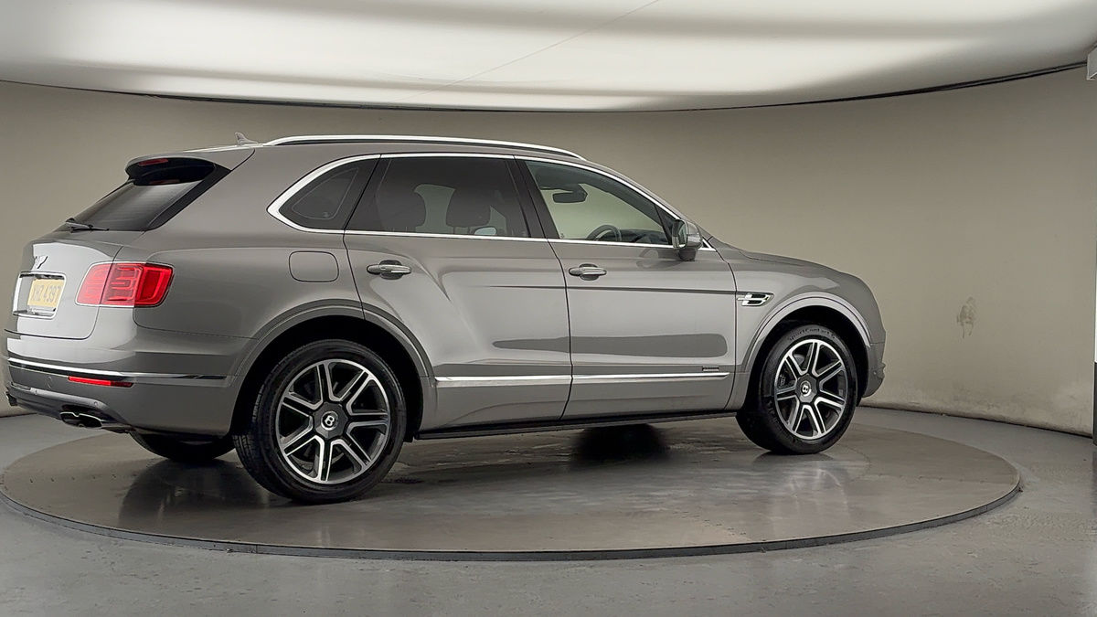 Used Bentley Bentayga 2018 for sale - 76559619: Photo 44