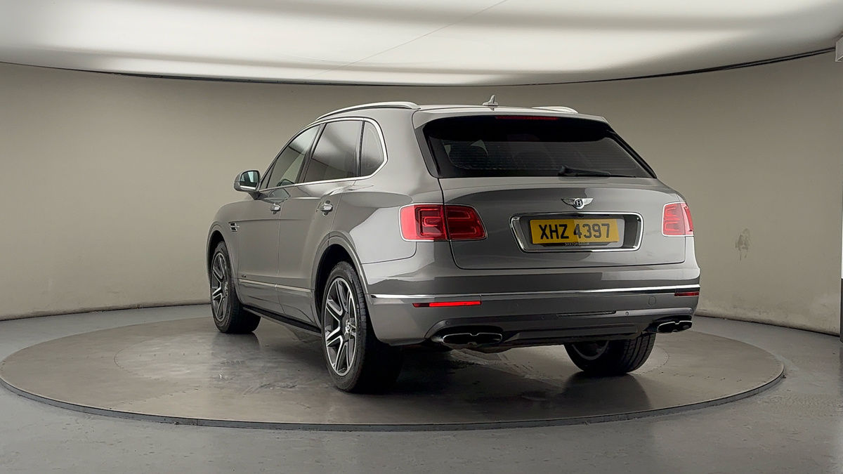Used Bentley Bentayga 2018 for sale - 76559619: Photo 48