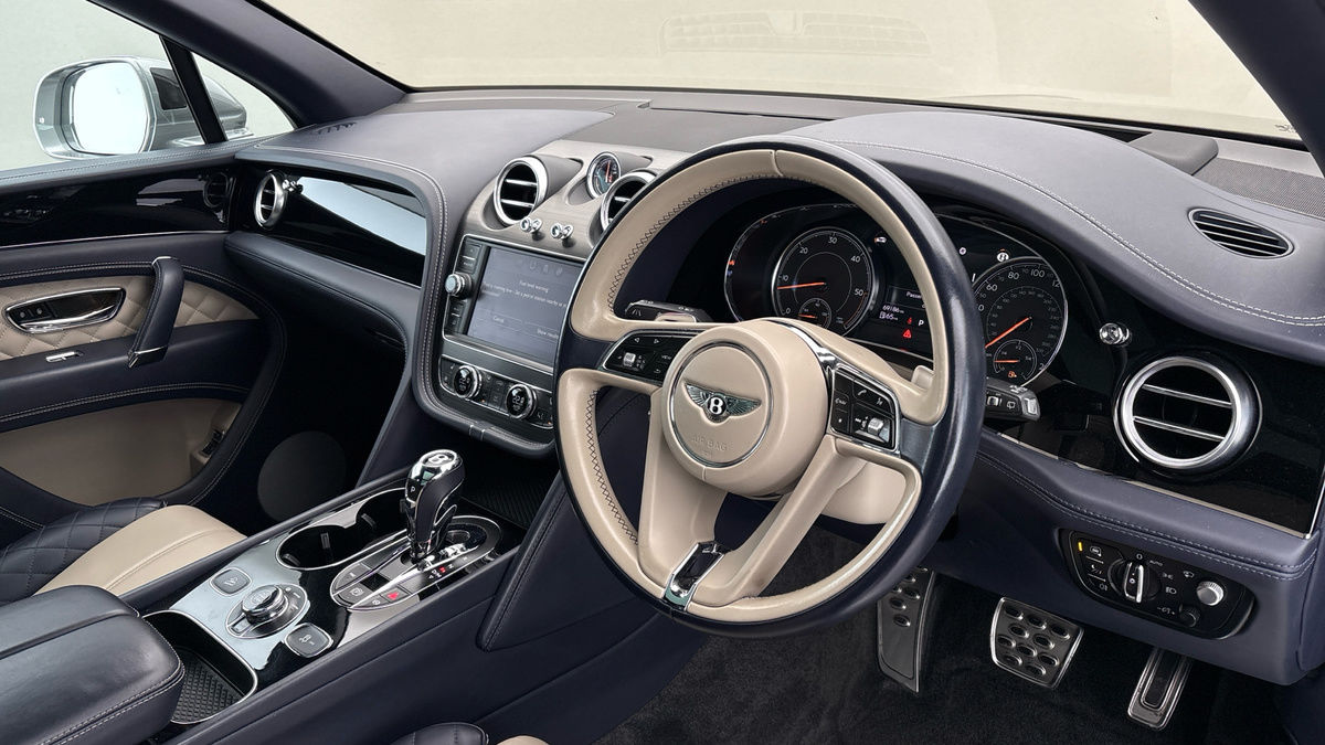 Used Bentley Bentayga 2018 for sale - 76559619: Photo 5