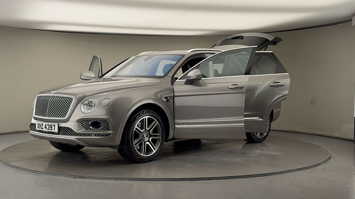 Used Bentley Bentayga 2018 for sale - 76559619: Photo 55