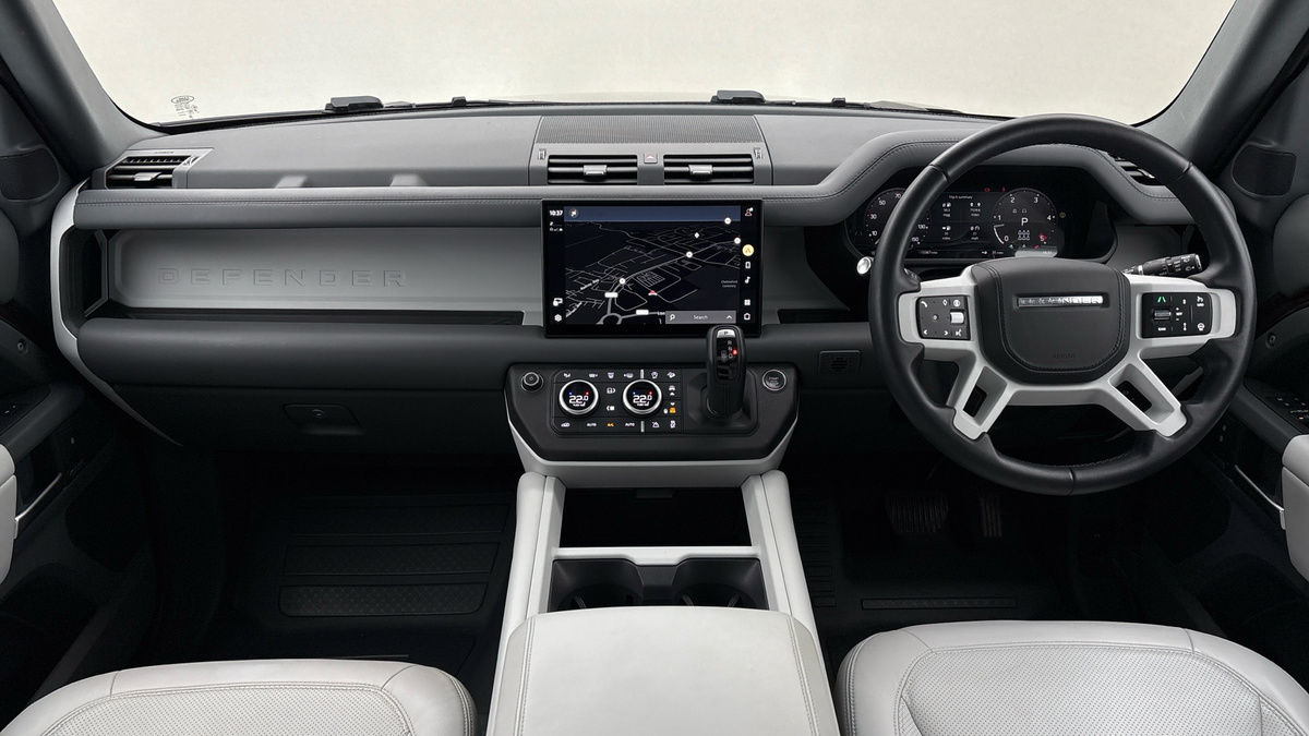 Used Land Rover Defender 130 2024 for sale - 76081589: Photo 12