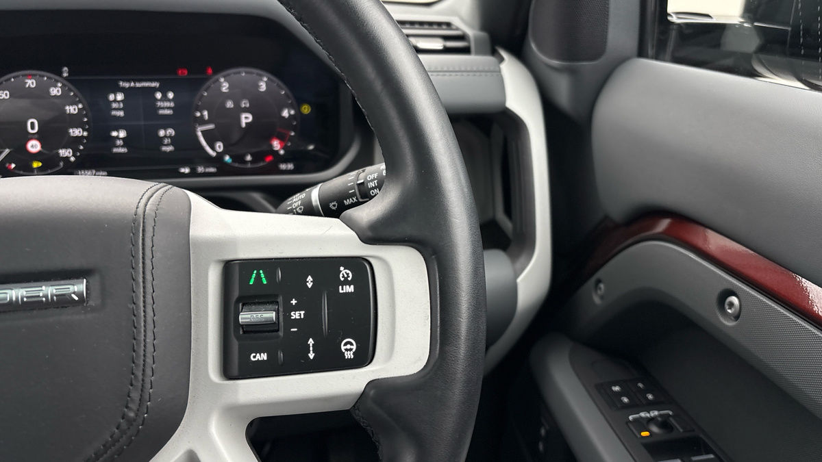 Used Land Rover Defender 130 2024 for sale - 76081589: Photo 14