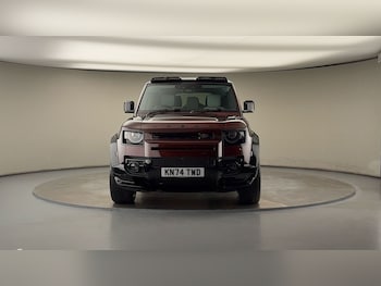 Used Land Rover Defender 130 2024 for sale - 76081589: Photo