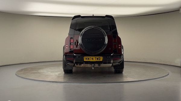 Used Land Rover Defender 130 2024 for sale - 76081589: Photo 4