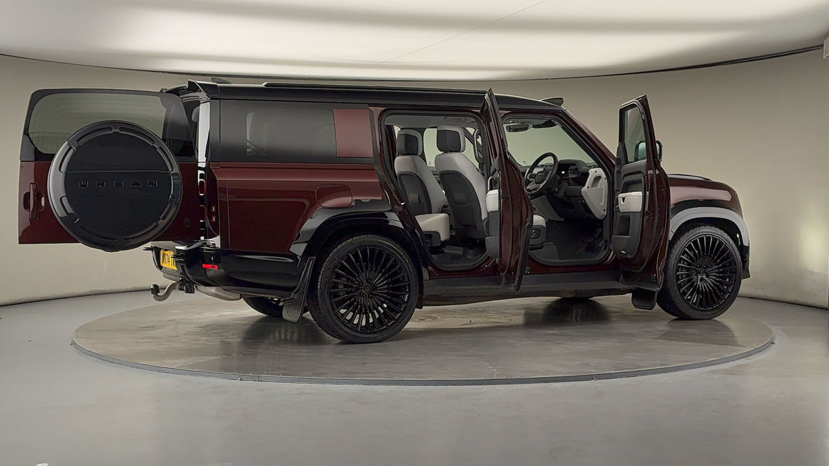 Used Land Rover Defender 130 2024 for sale - 76081589: Photo 63