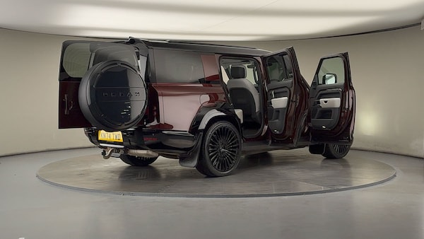 Used Land Rover Defender 130 2024 for sale - 76081589: Photo 64