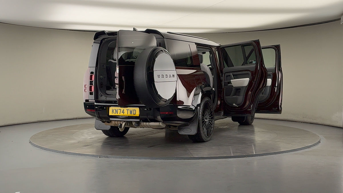 Used Land Rover Defender 130 2024 for sale - 76081589: Photo 65