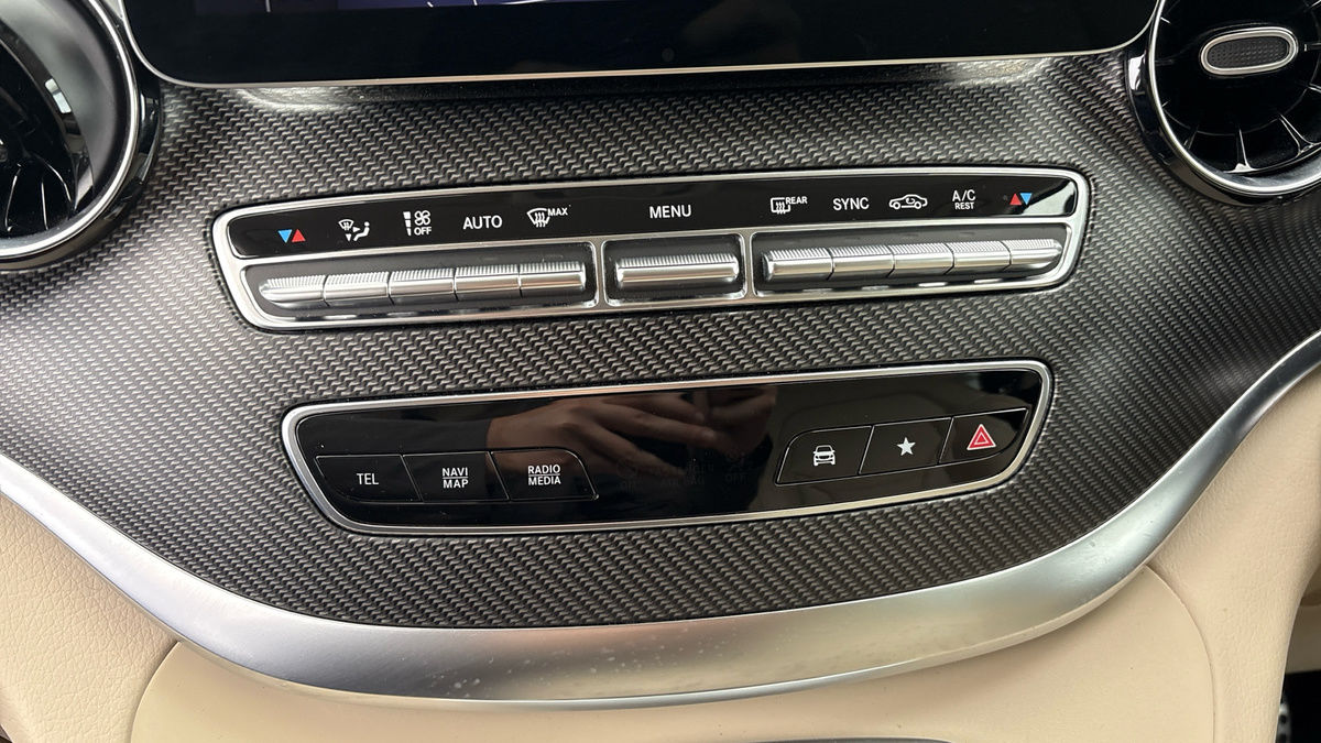 Used Mercedes-Benz V-Class 2024 for sale - 78213287: Photo 11