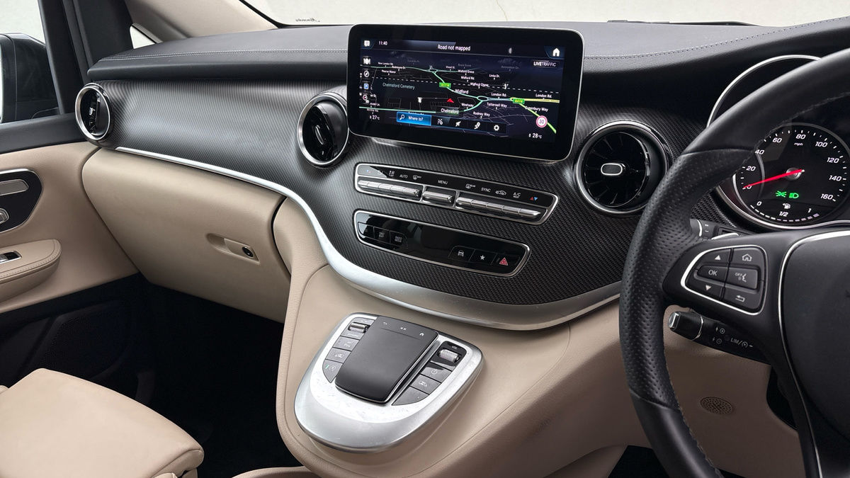 Used Mercedes-Benz V-Class 2024 for sale - 78213287: Photo 24