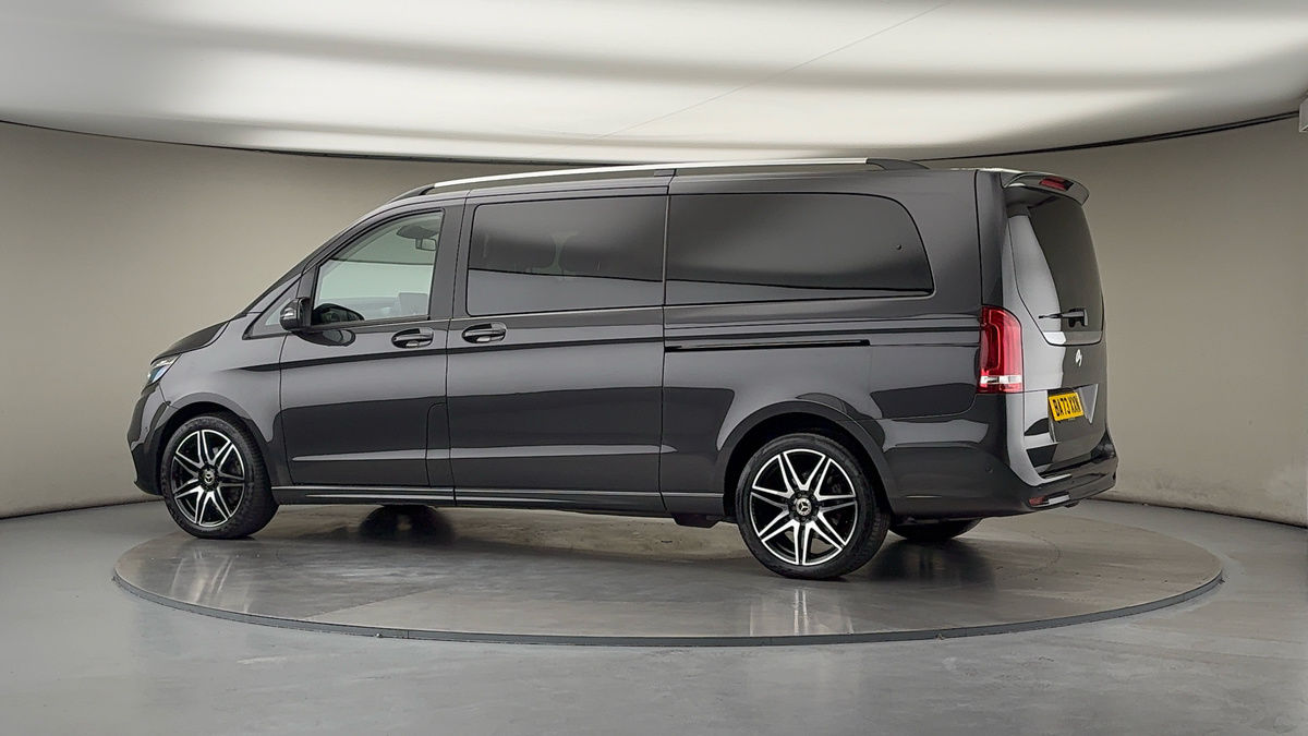 Used Mercedes-Benz V-Class 2024 for sale - 78213287: Photo 33