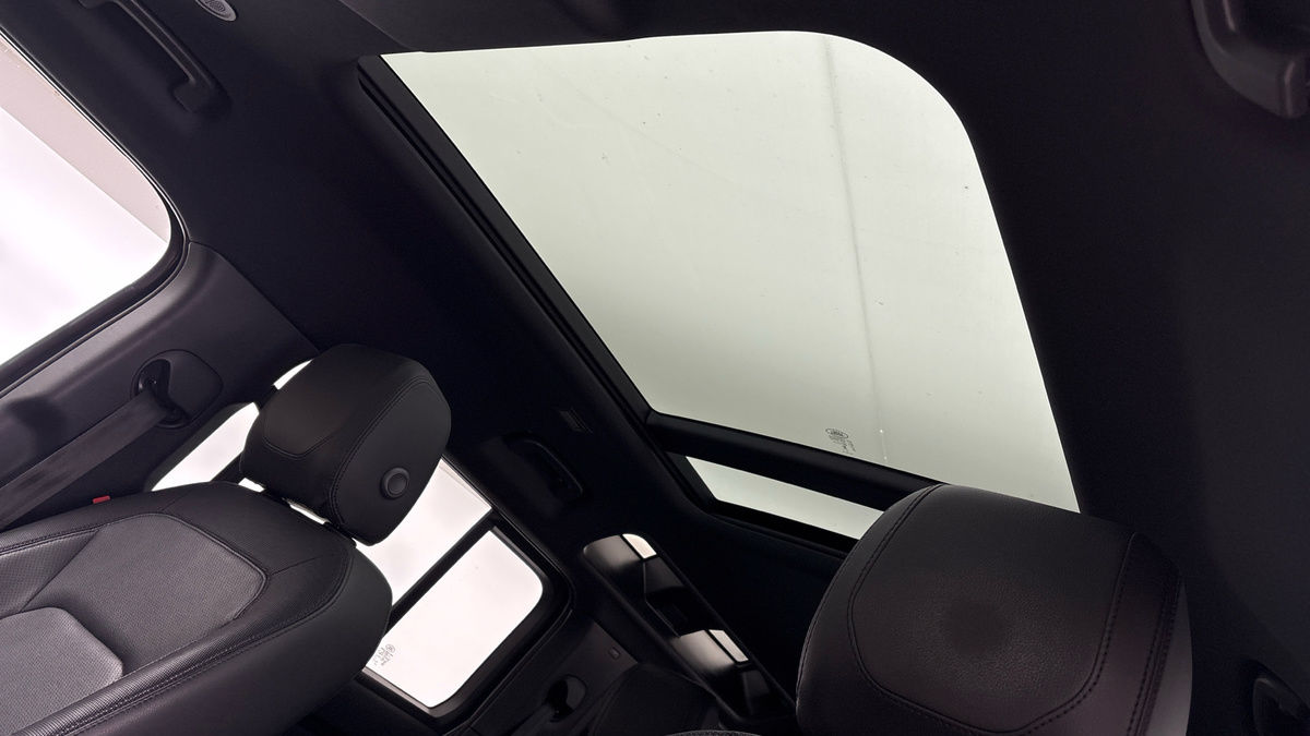 Used Land Rover Defender 110 2022 for sale - 76334549: Photo 12