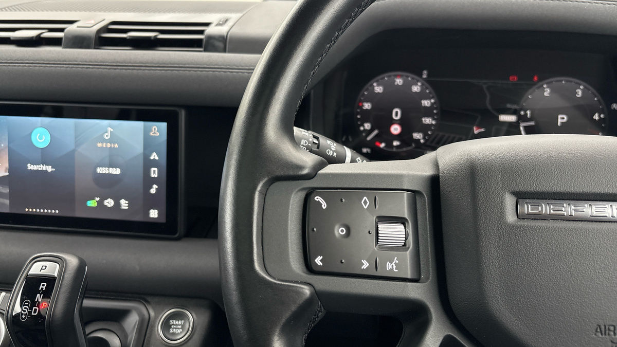 Used Land Rover Defender 110 2022 for sale - 76334549: Photo 25