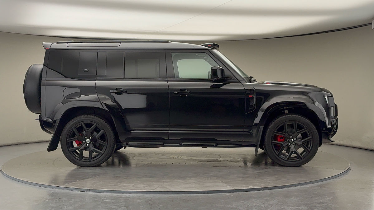 Used Land Rover Defender 110 2022 for sale - 76334549: Photo 32