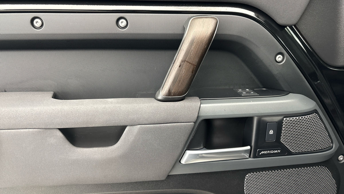 Used Land Rover Defender 110 2022 for sale - 76334549: Photo 37