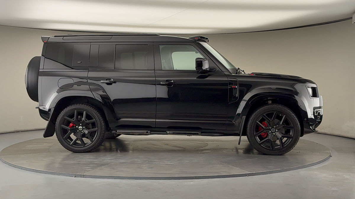 Used Land Rover Defender 110 2022 for sale - 76334549: Photo 85