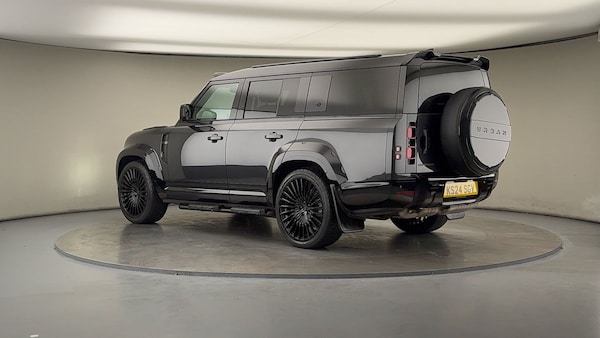 Used Land Rover Defender 130 2024 for sale - 76081571: Photo 32