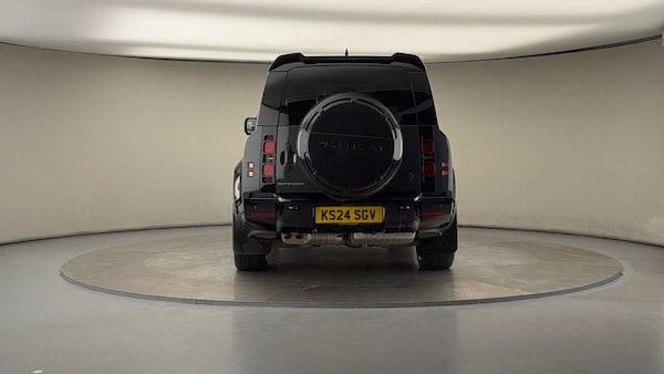 Used Land Rover Defender 130 2024 for sale - 76081571: Photo 48