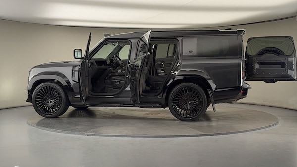 Used Land Rover Defender 130 2024 for sale - 76081571: Photo 53