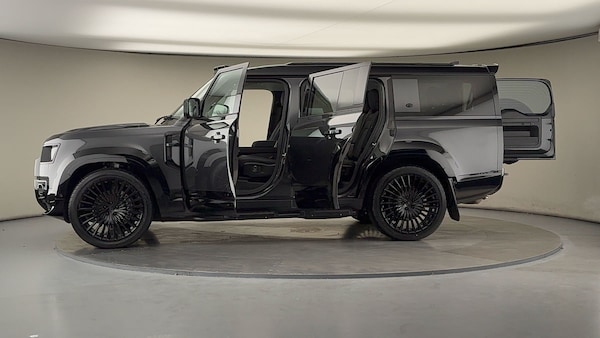 Used Land Rover Defender 130 2024 for sale - 76081571: Photo 54