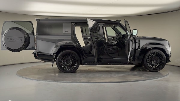 Used Land Rover Defender 130 2024 for sale - 76081571: Photo 63