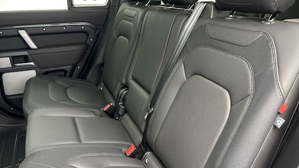 Used Land Rover Defender 130 2024 for sale - 76081571: Photo 8