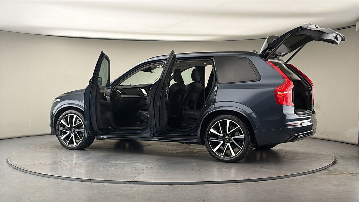 Used Volvo XC90 2023 for sale - 78182380: Photo 45