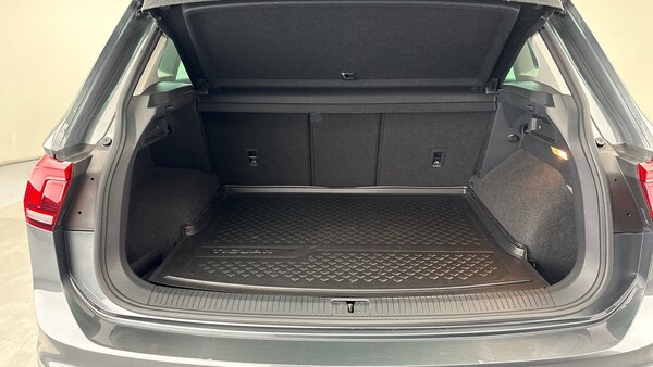 Used Volkswagen Tiguan 2020 for sale - 76081581: Photo 11
