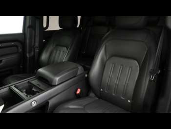 Used Land Rover Defender 110 2021 for sale - 75427633: Photo