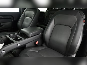 Used Land Rover Defender 90 2023 for sale - 75207474: Photo