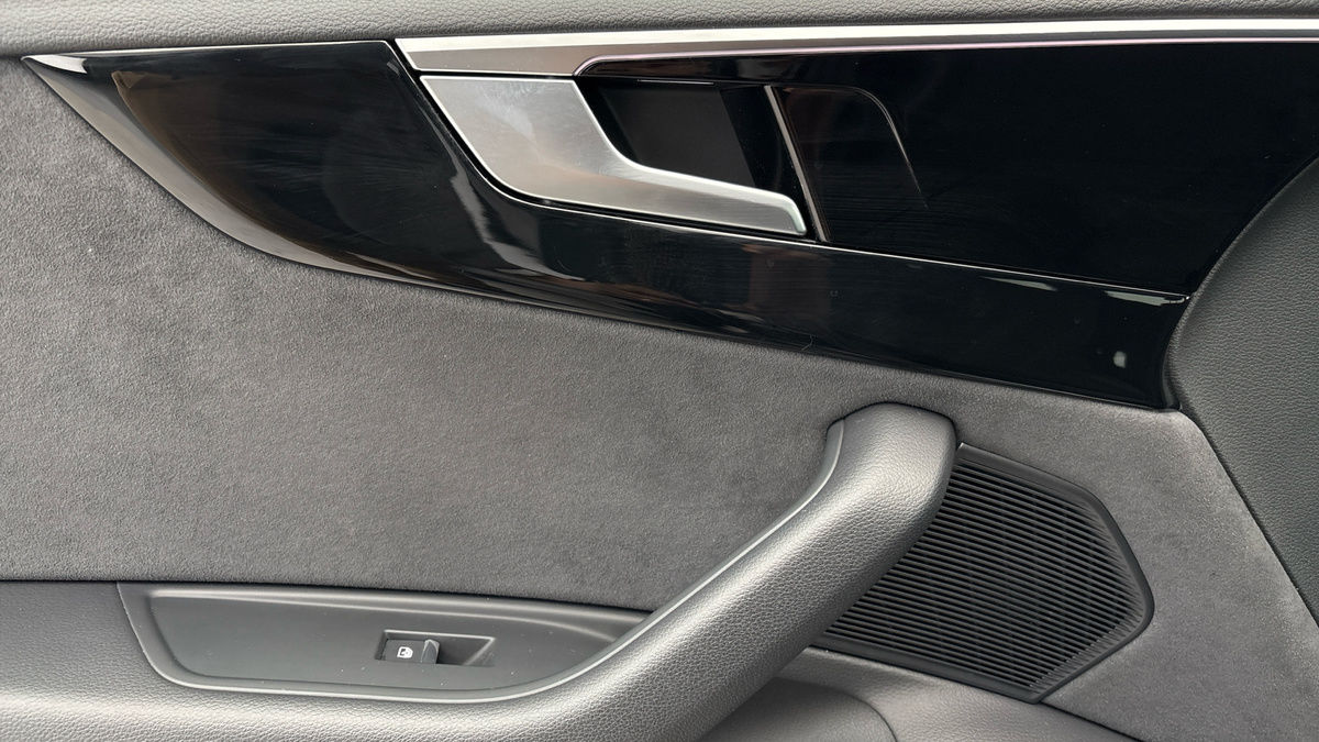 Used Audi A4 Avant 2023 for sale - 75987110: Photo 19