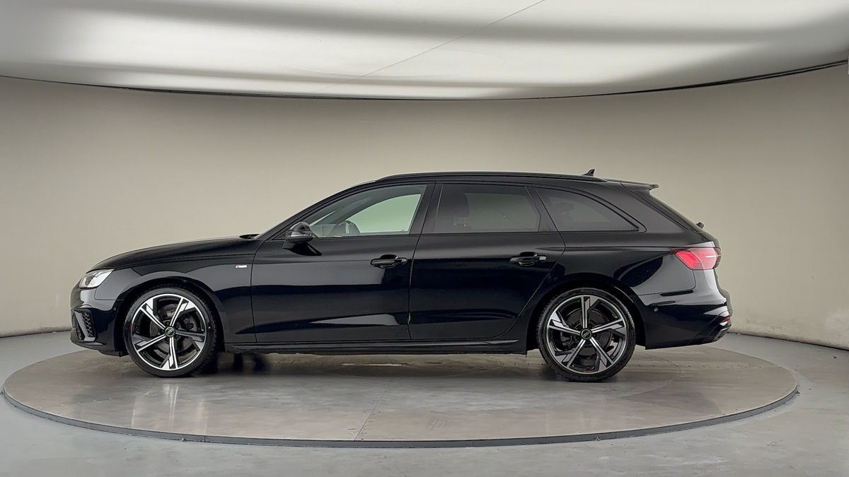 Used Audi A4 Avant 2023 for sale - 75987110: Photo 27