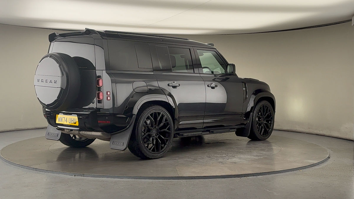 Used Land Rover Defender 110 2024 for sale - 76430645: Photo 21