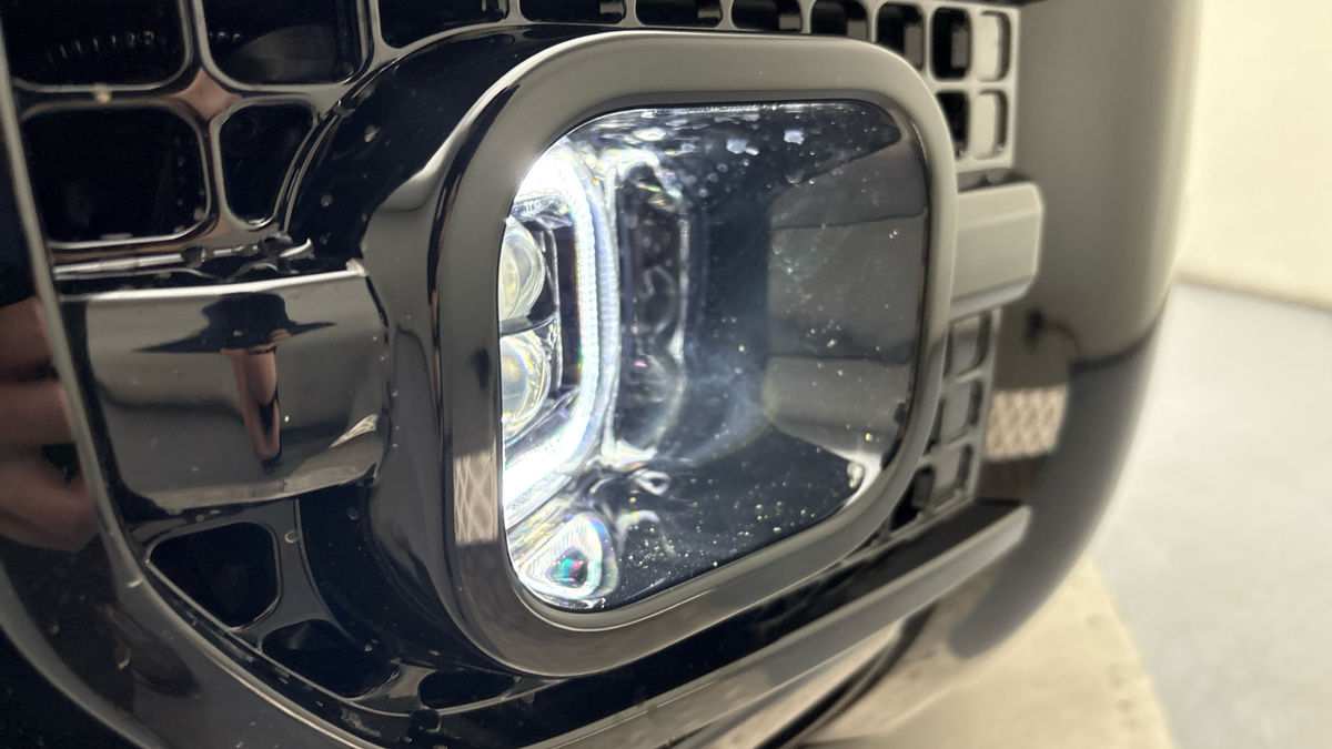 Used Land Rover Defender 110 2024 for sale - 76430645: Photo 27