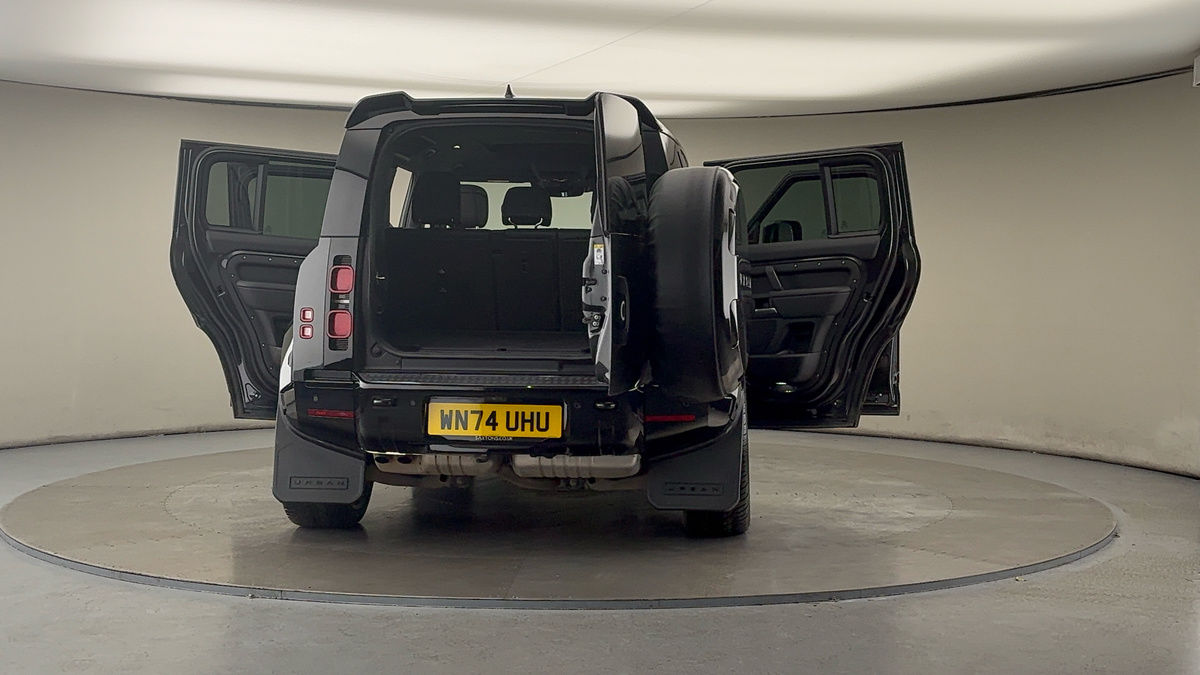 Used Land Rover Defender 110 2024 for sale - 76430645: Photo 64