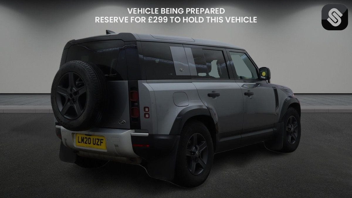 Used Land Rover Defender 2020 for sale - 77437960: Photo 4