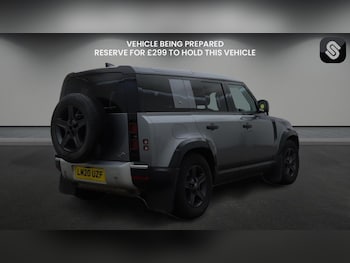 Used Land Rover Defender 110 2020 for sale - 77437960: Photo