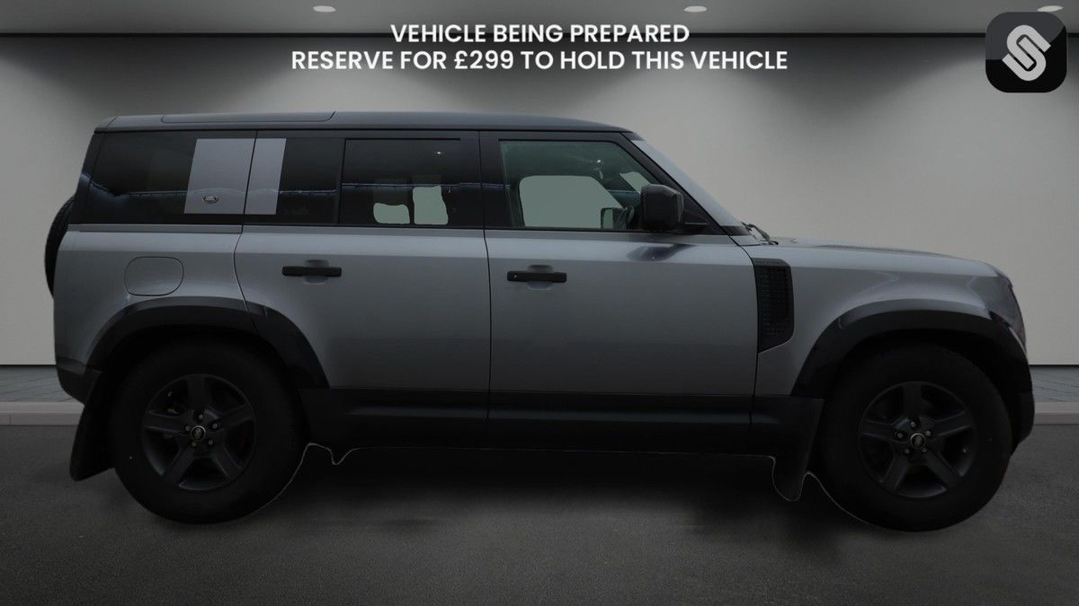 Used Land Rover Defender 2020 for sale - 77437960: Photo 5