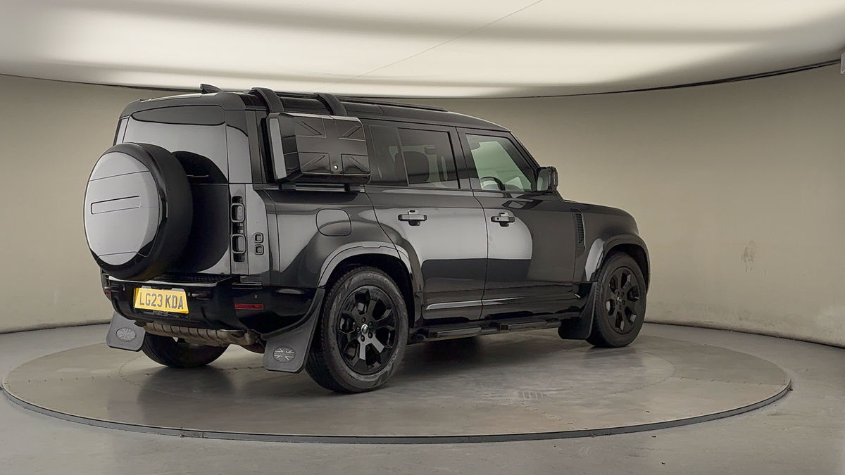 Used Land Rover Defender 110 2023 for sale - 77129240: Photo 21