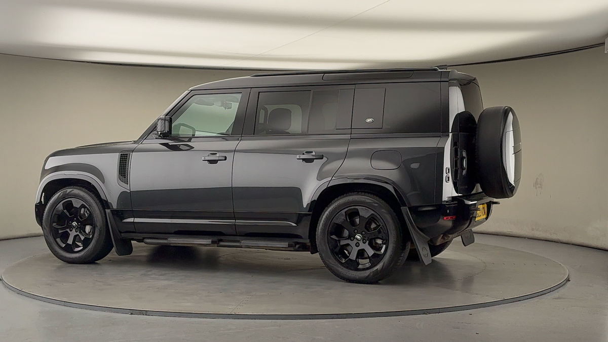 Used Land Rover Defender 110 2023 for sale - 77129240: Photo 27