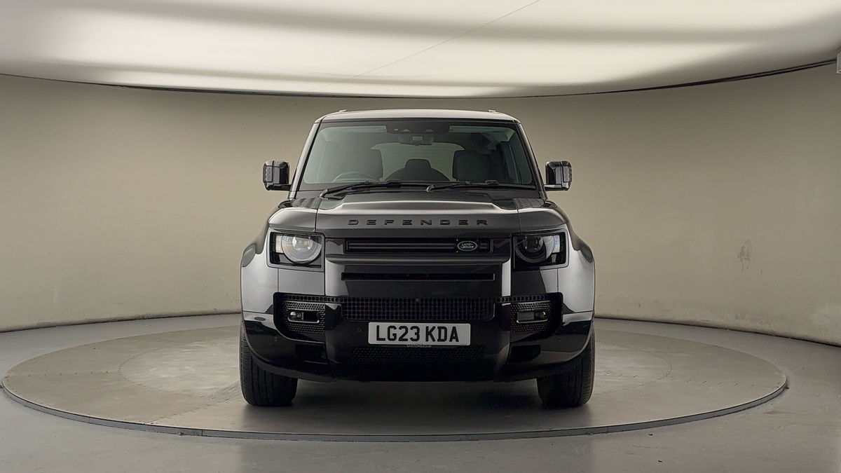 Used Land Rover Defender 110 2023 for sale - 77129240: Photo 3