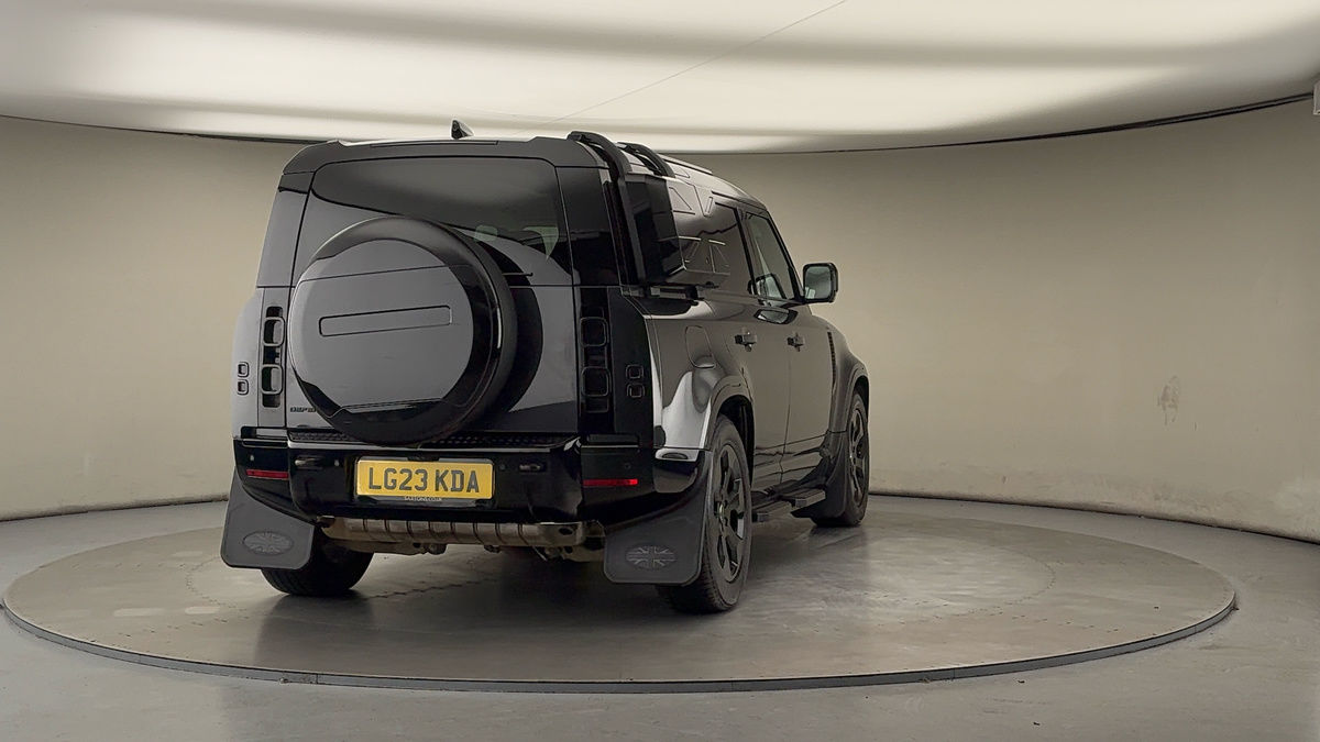 Used Land Rover Defender 110 2023 for sale - 77129240: Photo 41