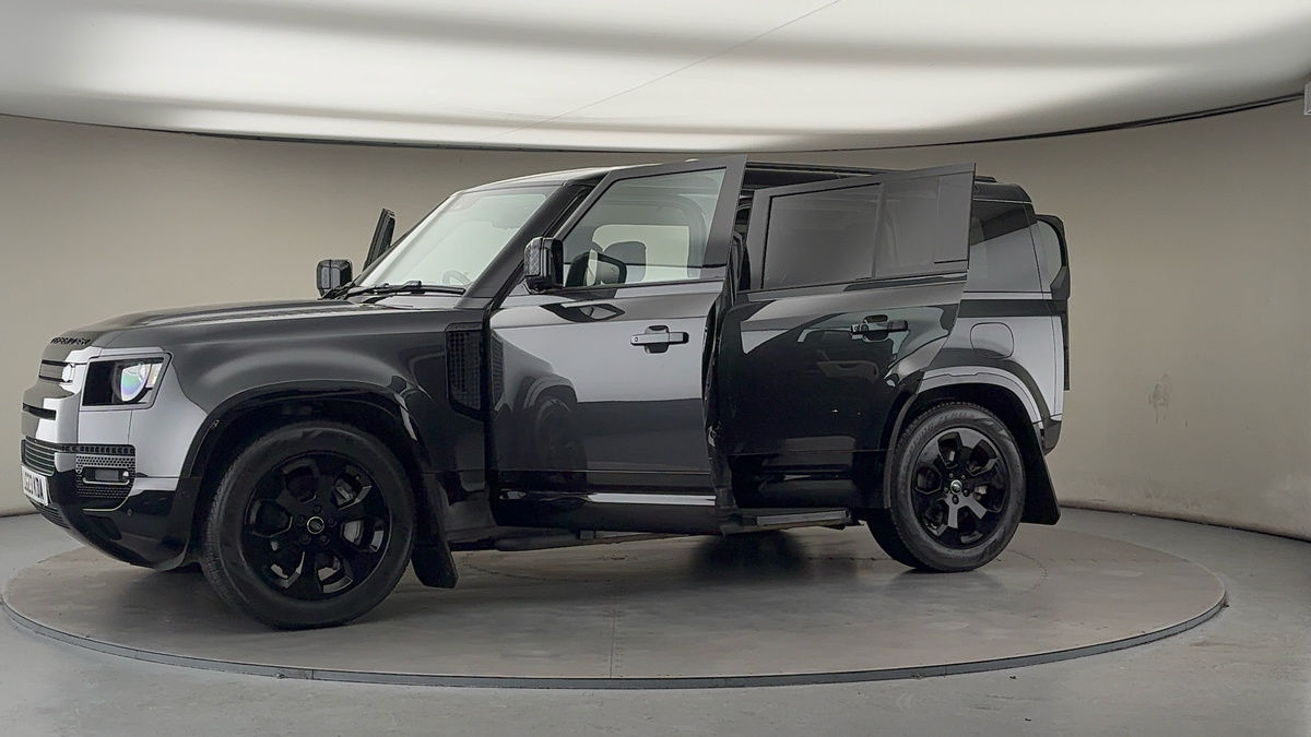 Used Land Rover Defender 110 2023 for sale - 77129240: Photo 49