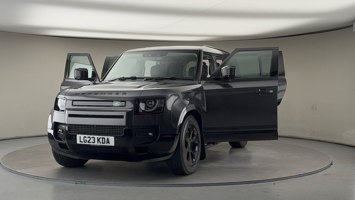 Used Land Rover Defender 110 2023 for sale - 77129240: Photo 51