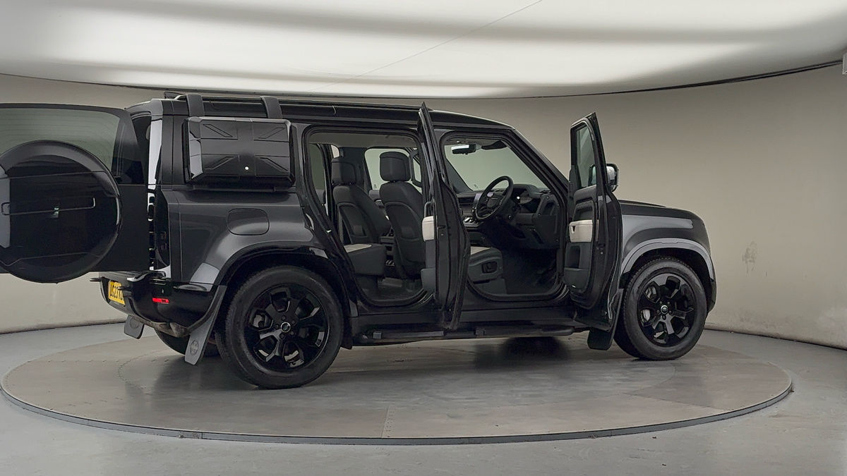 Used Land Rover Defender 110 2023 for sale - 77129240: Photo 58