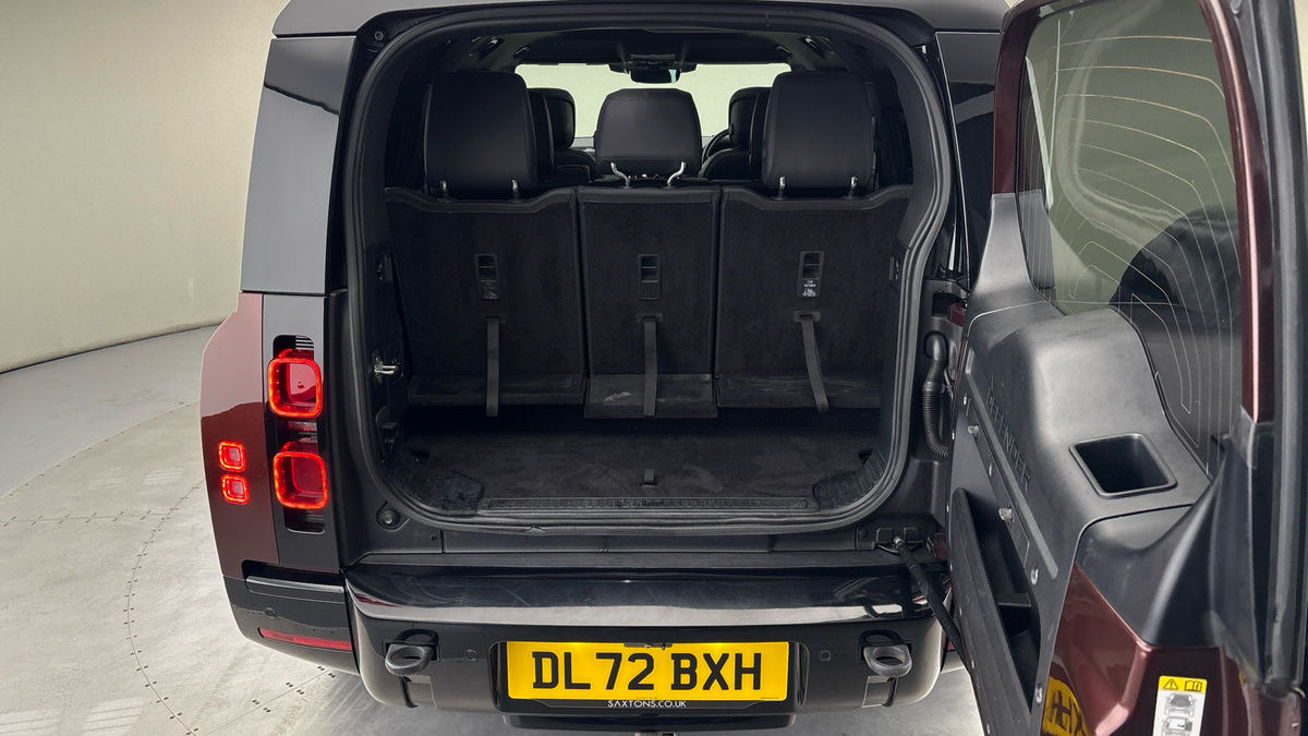 Used Land Rover Defender 2022 for sale - 77655946: Photo 11